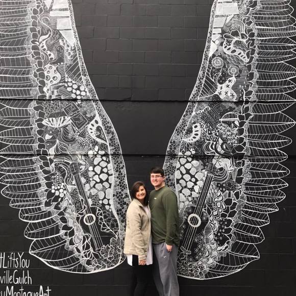 Meet your Posher, Shannen - Picture 1 of 1